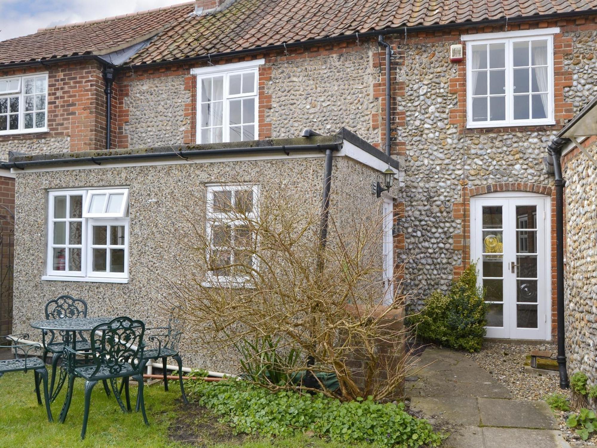 Hollyhock Cottage -Uk33553 เบลคนีย์ ภายนอก รูปภาพ